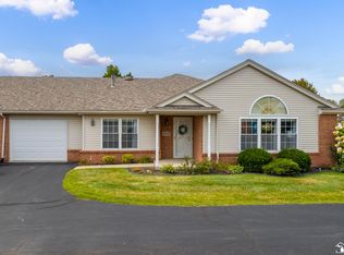 2438 Sutton Dr, Temperance, MI 48182