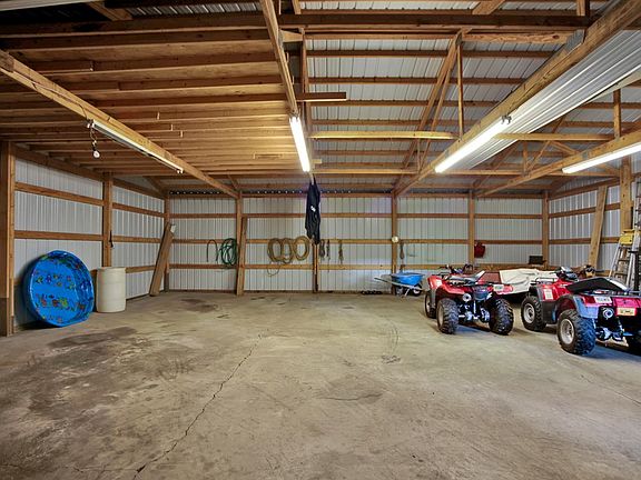 4th image of 691 Elk Lick Rd