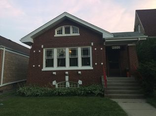 2831 W Fitch Ave, Chicago, IL 60645