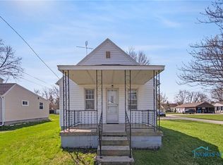 402 E Perry St, Bryan, OH 43506