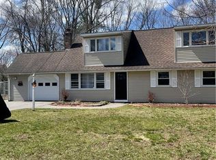 17 Sherman Rd, Glastonbury, CT 06033