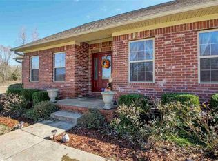 142 Grace Cir, Lonoke, AR 72086