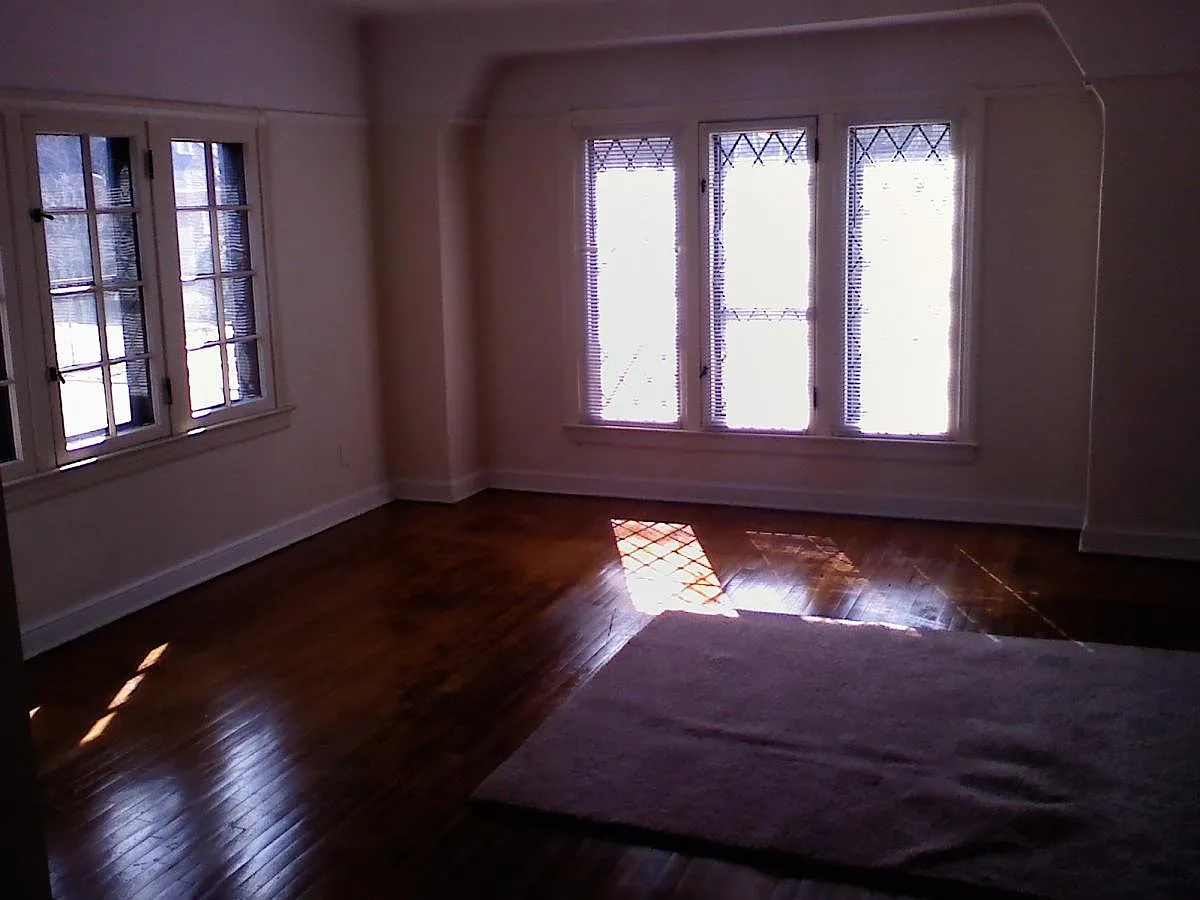 18507 Newell Road — Photo 4