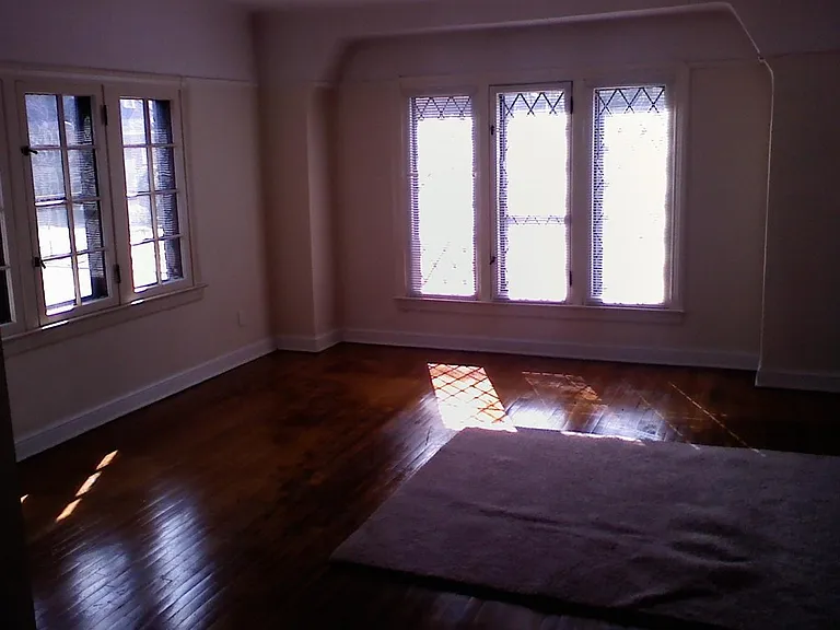 Living Room-2