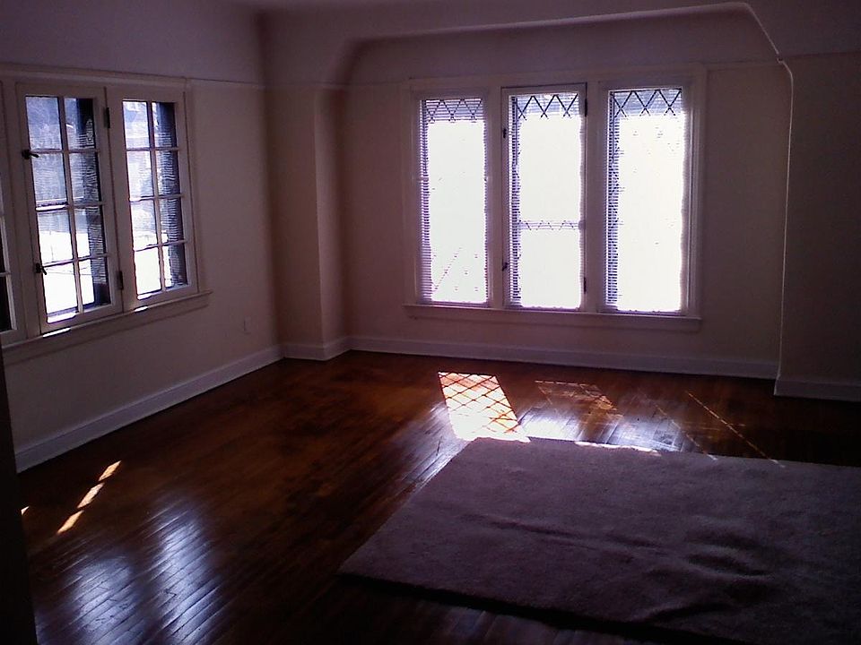 Living Room-2