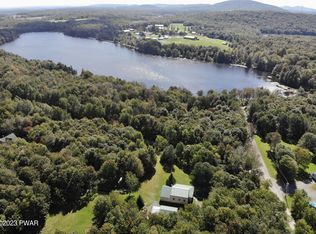 5 Lakehill Rd, Poyntelle, PA 18454