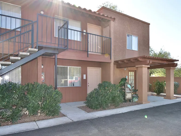 Acacia Gardens — Photo 15