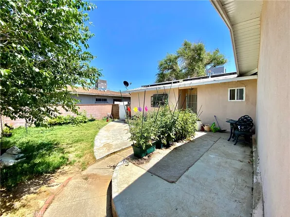 526 W Avenue J5, Lancaster, CA 93534