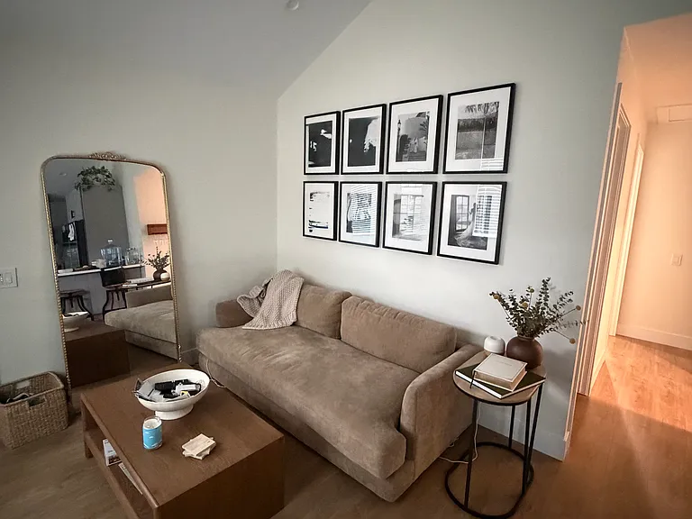 165 Tulip Ln #103 — Photo 8