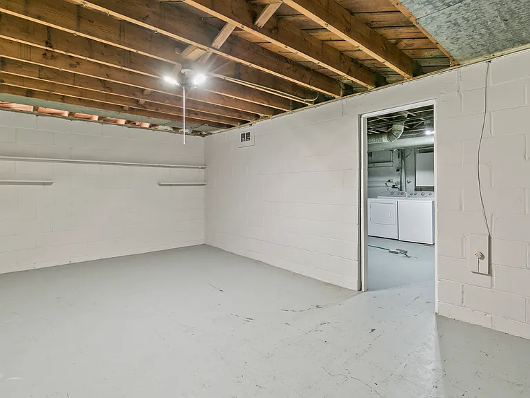 3164 Ida St — Photo 26