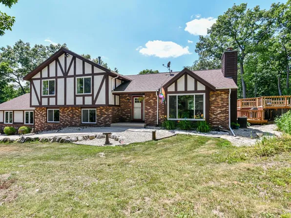 W318S4217 Highview ROAD, Waukesha, WI 53189