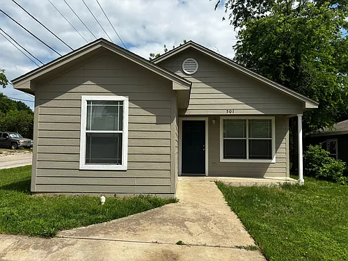 501 S Henderson St Photo 1