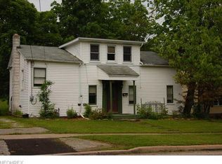 117 Maple Ave, Chardon, OH 44024