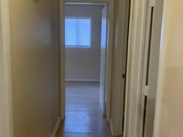 965 Martha Dr — Photo 10