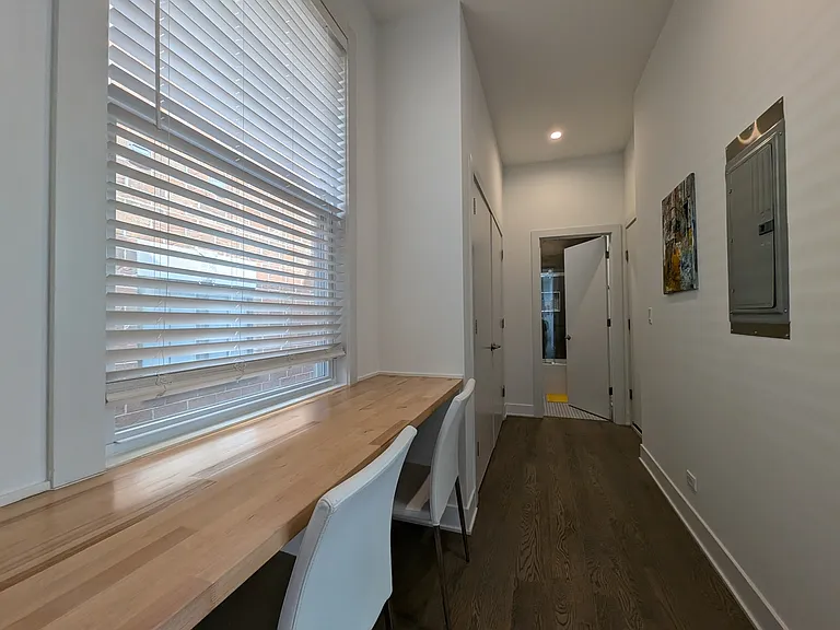 2120 W Belmont Ave #3F — Photo 8