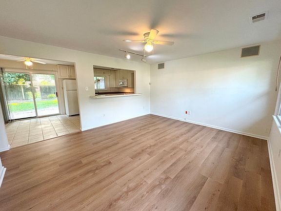 4th image of 444 Malibu Dr