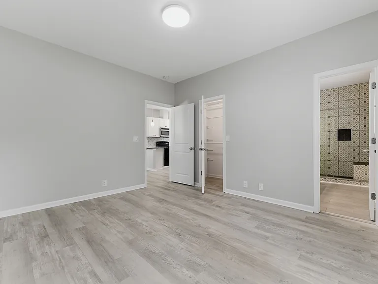 221 Brown St #A — Photo 16