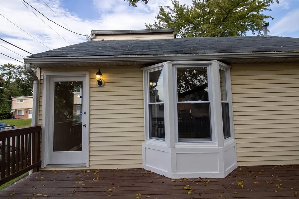 2 bed, 1216 sqft, $1,750 — Photo 2