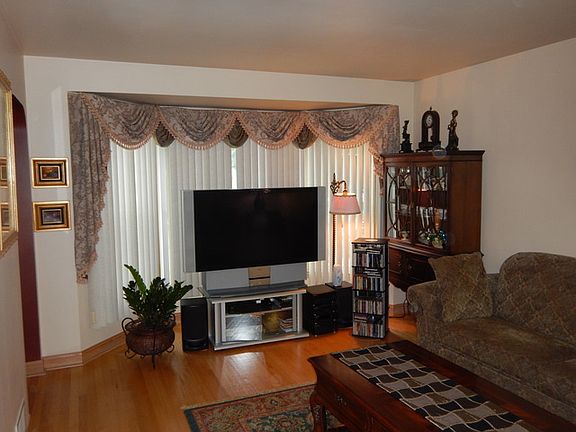 4th image of 3316 N Osceola Ave