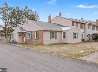 7131 Salem Park Cir, Mechanicsburg, PA