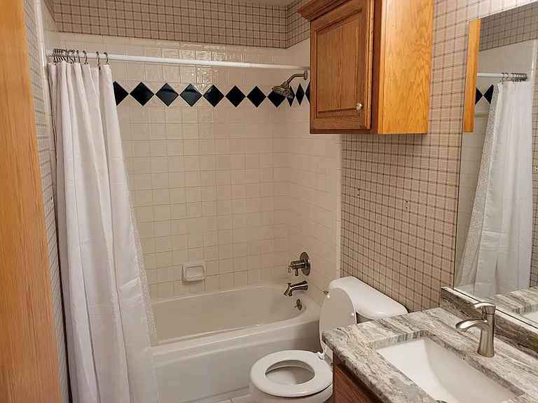 4917 Baker St — Photo 24
