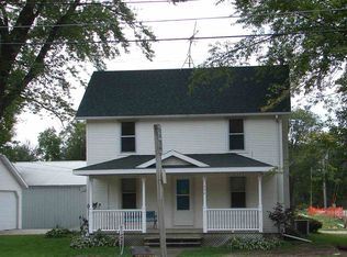 290 1st St W, Riverside, IA 52327