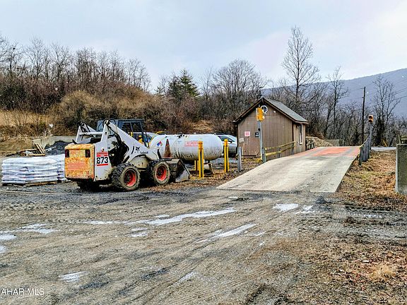 5th image of 595 Obrien Rd