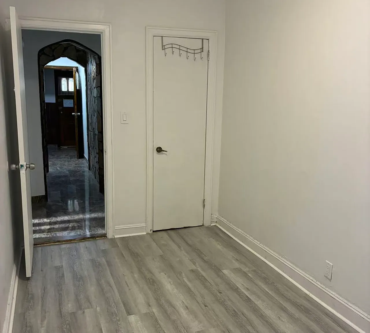 6502 Catalpa Ave — Photo 4
