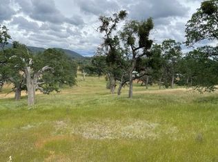 10470 Lozano St, Coulterville, CA 95311