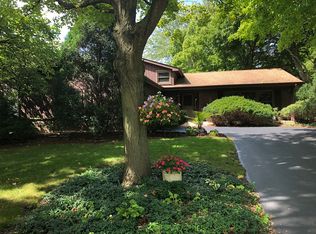 1617 Swallow St, Naperville, IL 60565