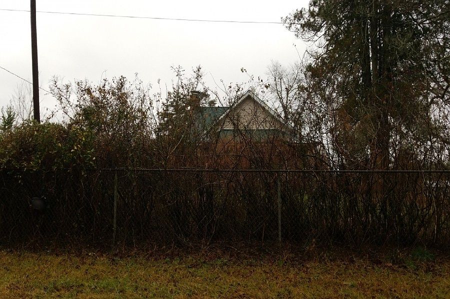 1st image of 735 Heads Ferry Rd