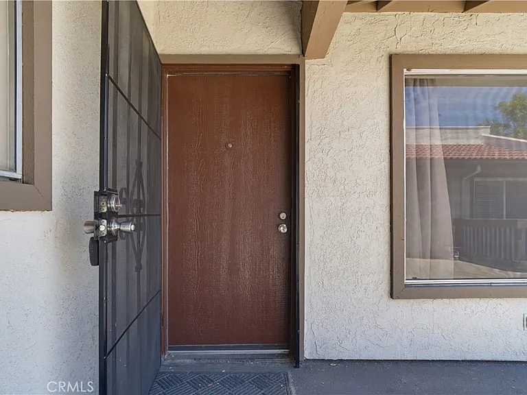1067 S Citron St — Photo 28