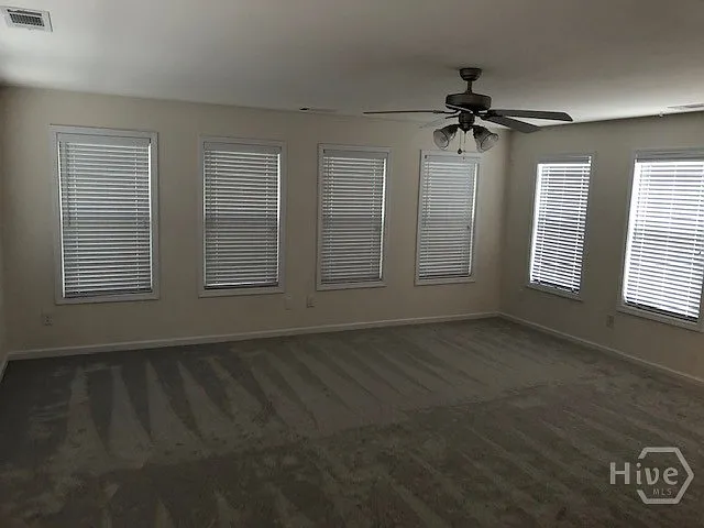 225 Lexington Cir — Photo 21