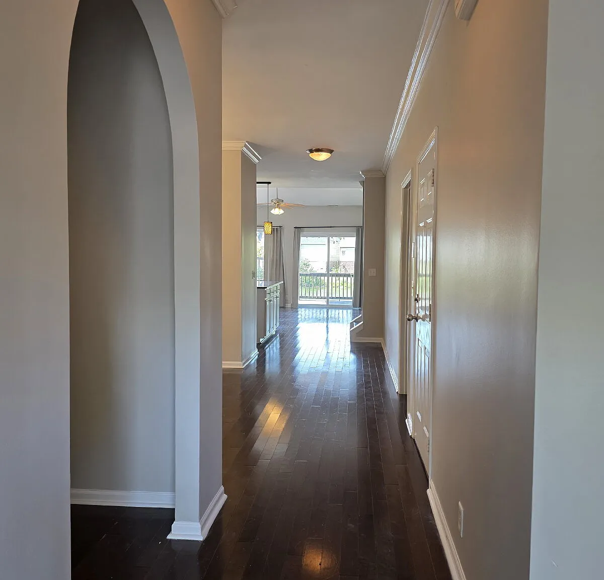 3 bed, 3.0 bath, 1872 sqft, $2,395 — Photo 3