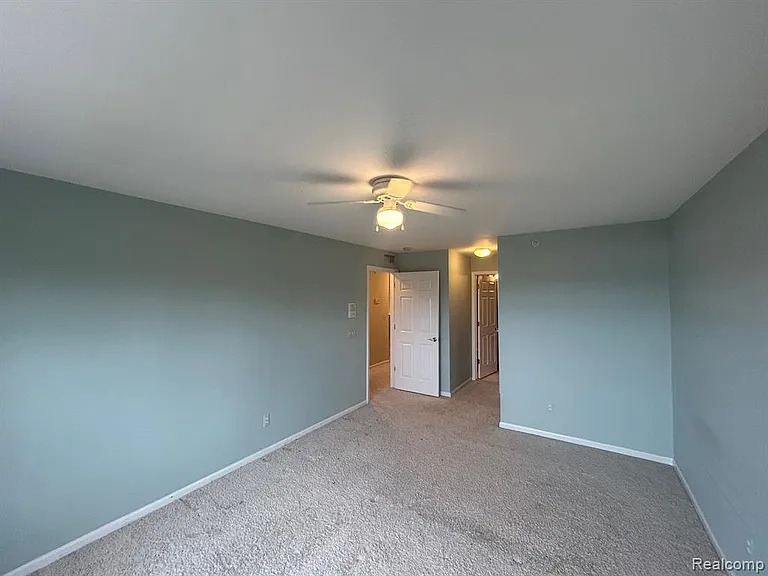 39460 Springwater Dr — Photo 20