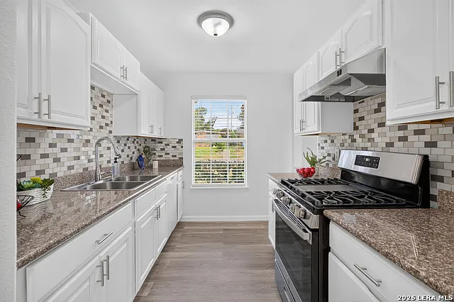 4 bed, 3.0 bath, 1516 sqft, $1,750 — Photo 4
