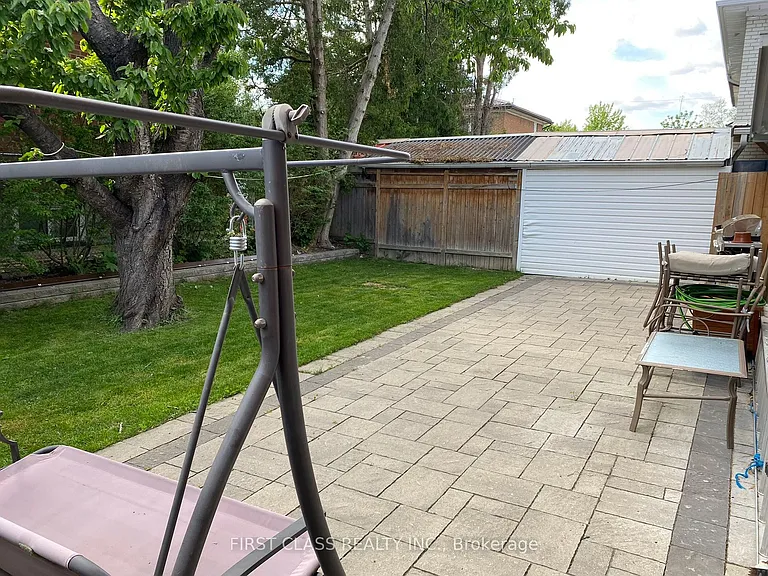 26 Wilmington Ave — Photo 16