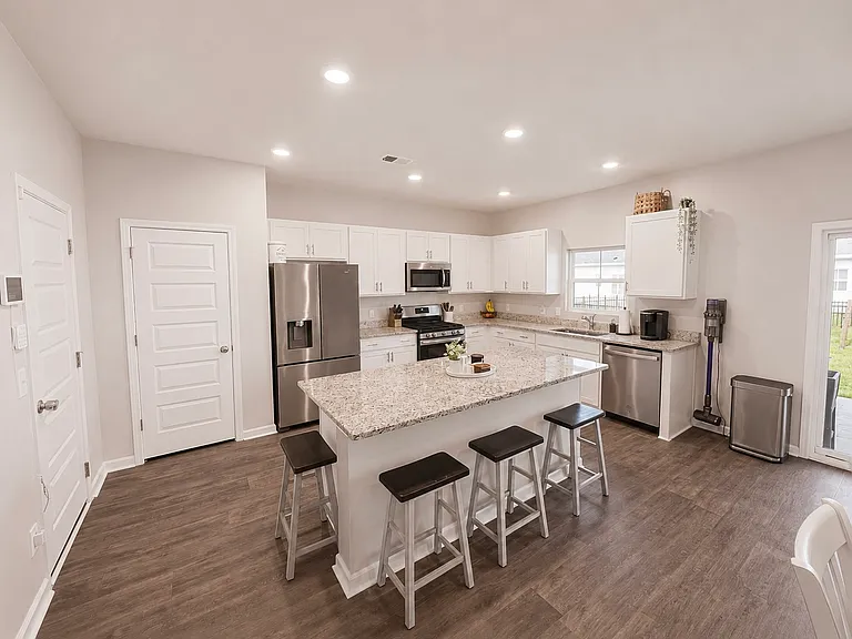 183 Black Diamond Ln — Photo 7