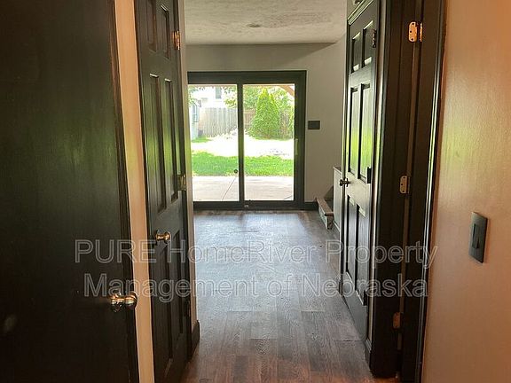 4th image of 5018 S 163rd St