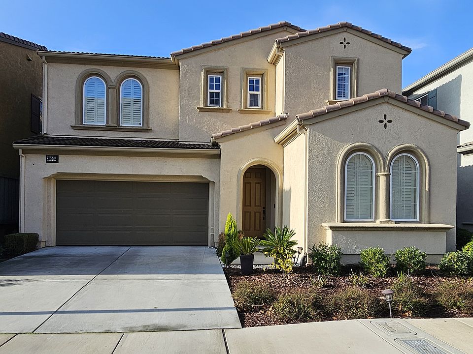 1st image of 30005 Mountain View Dr