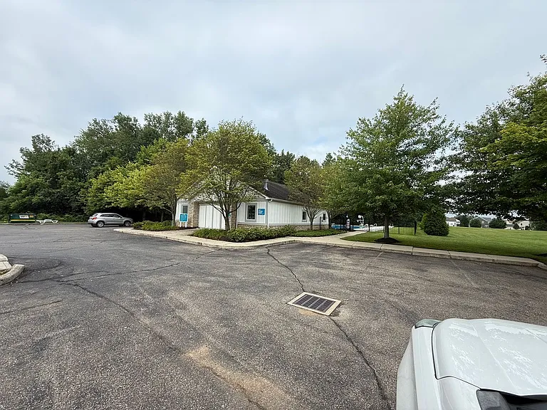 544 Sycamore Dr — Photo 25