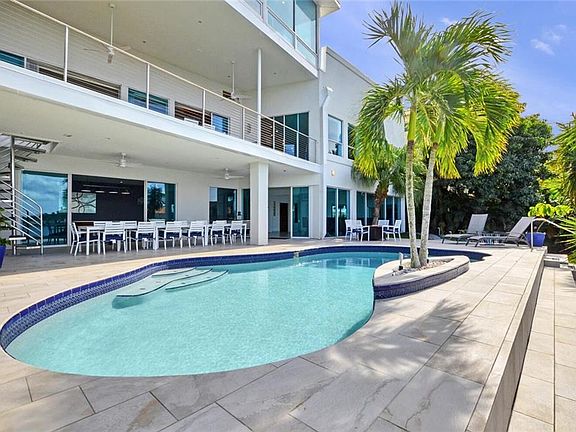 5th image of 2807 Kipps Colony Dr S