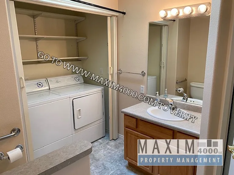 2499 Interlochen Ct #4A — Photo 13