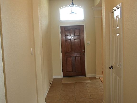 4th image of 2810 Silverton Ct