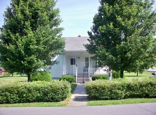 106 Riverside Ave, Narrows, VA 24124