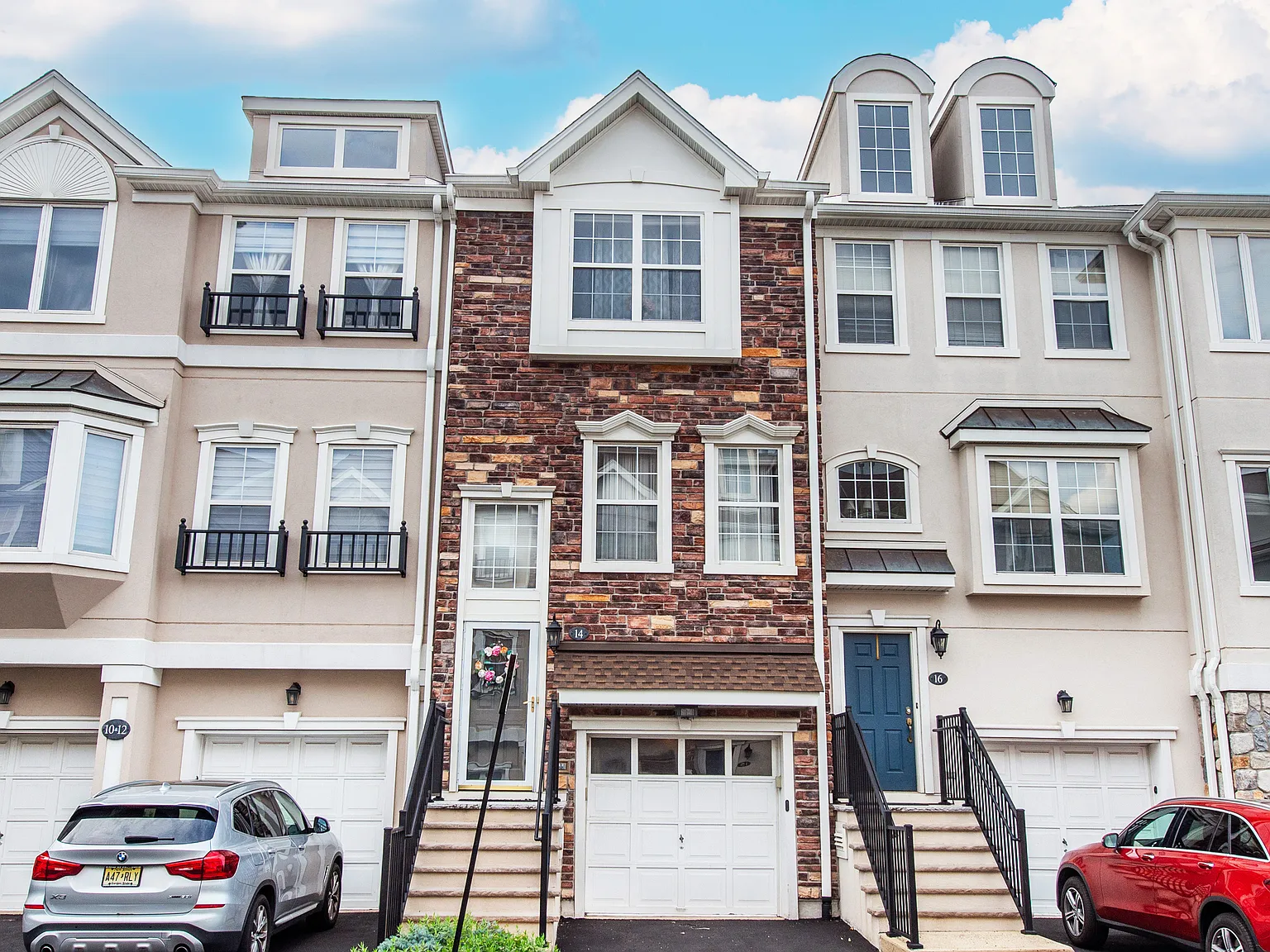 2 bed, 3.5 bath, 2194 sqft, $3,800 — Photo 1