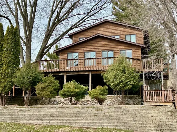 19091 Island View Dr, Mora, MN 55051