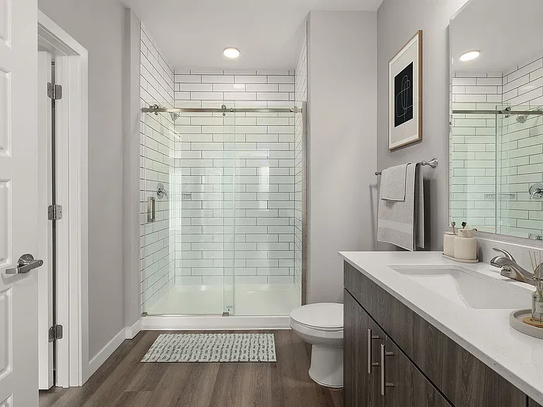 21-web-or-mls-Bath