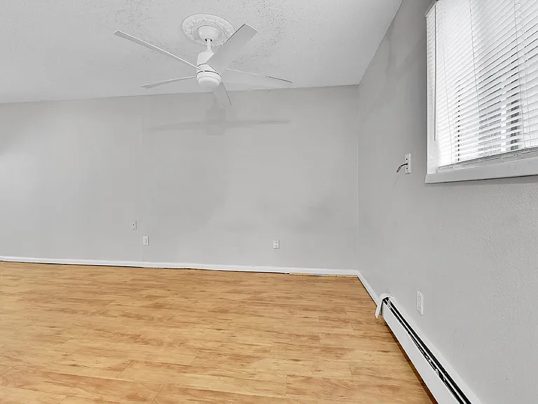 1201 Brentwood St #1207.5 — Photo 7
