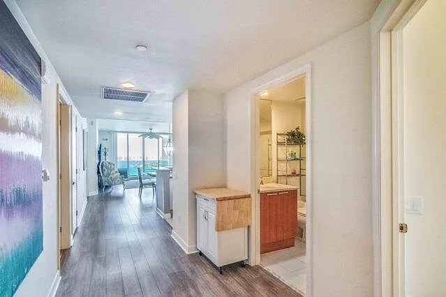 2650 Lake Shore Dr #2203 — Photo 22